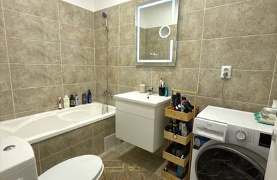 Rental of a new 3-room apartment, 70 m², Chiajna, Sector 6, Bucharest, Romania